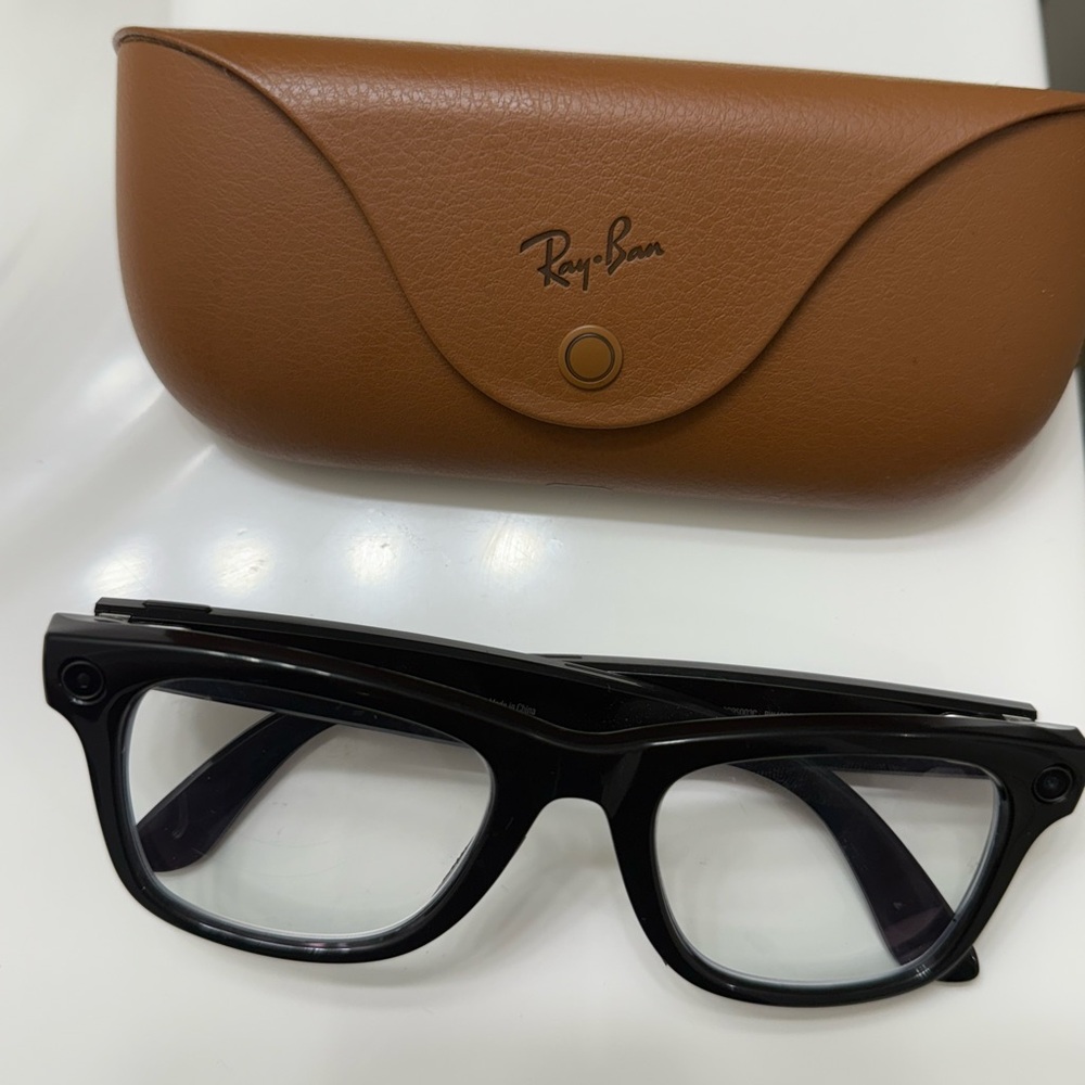 Ray-Ban meta Black and Brown Glasses Set